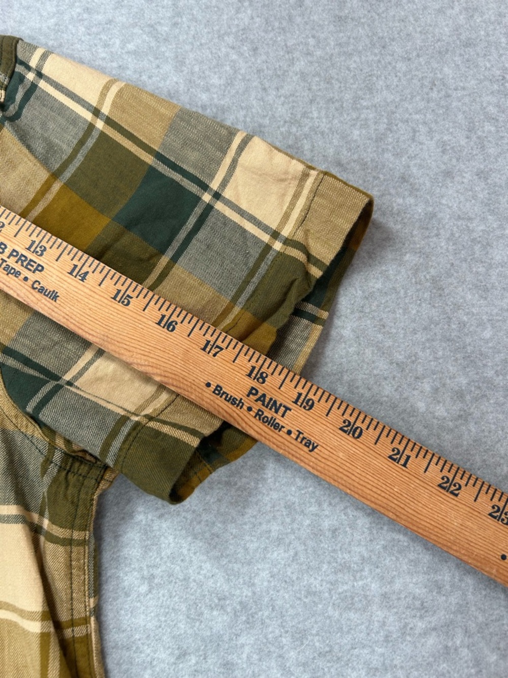 Carhartt Short-Sleeve Plaid Button-Down Shirt in Olive and Tan - Picture 9 of 10